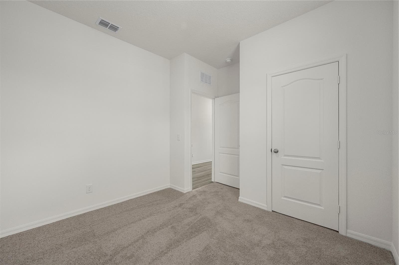 Single Family Residence at 1306 CONGO CT, POINCIANA, photo 10 of 23