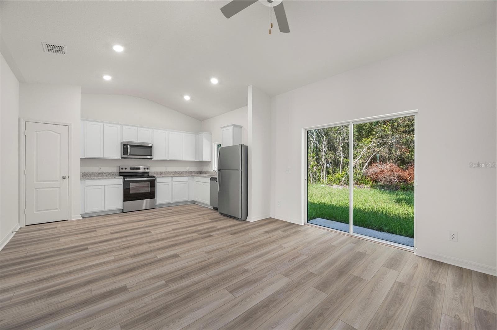 Single Family Residence at 1306 CONGO CT, POINCIANA, photo 15 of 23