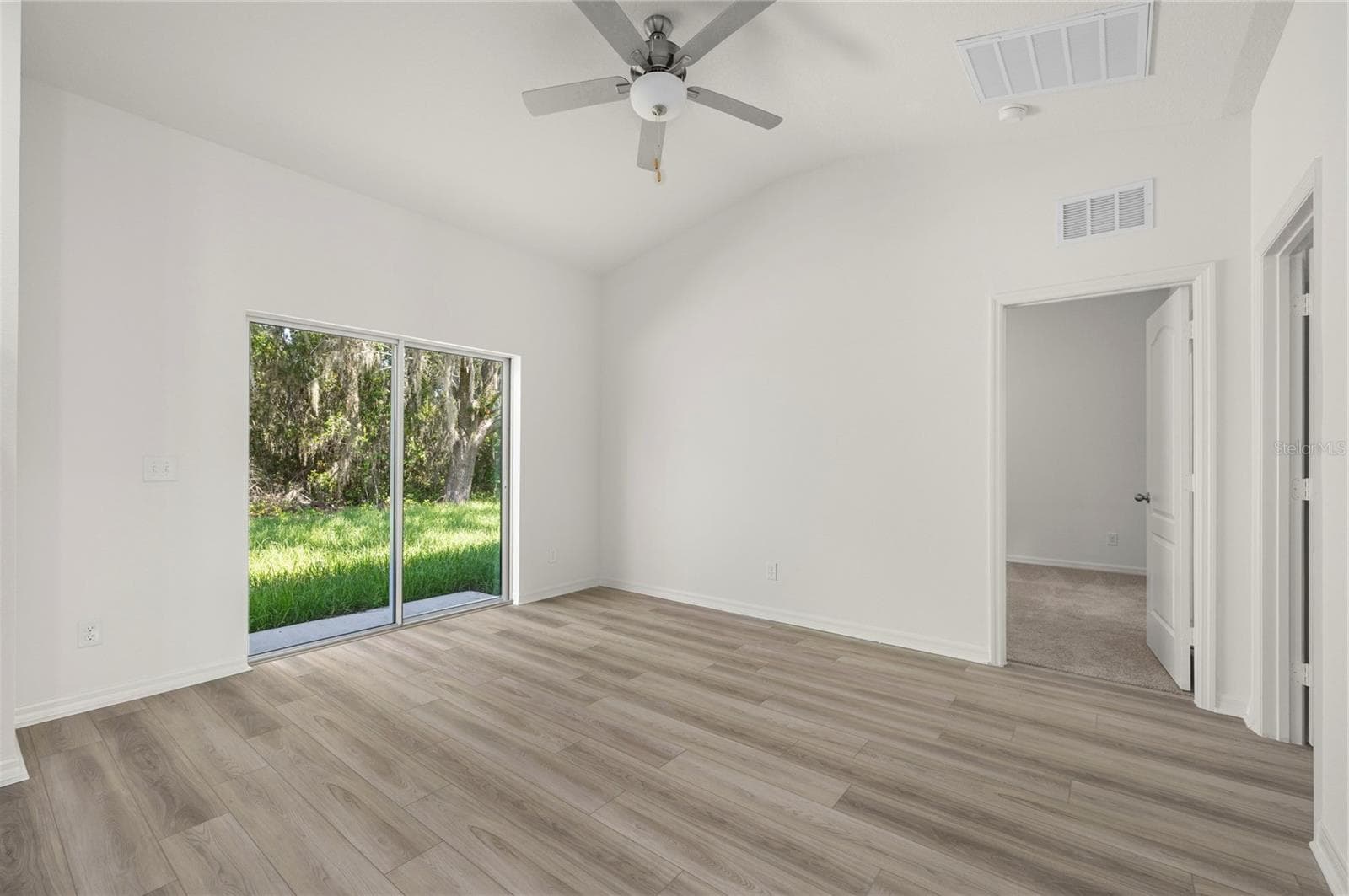 Single Family Residence at 1306 CONGO CT, POINCIANA, photo 16 of 23