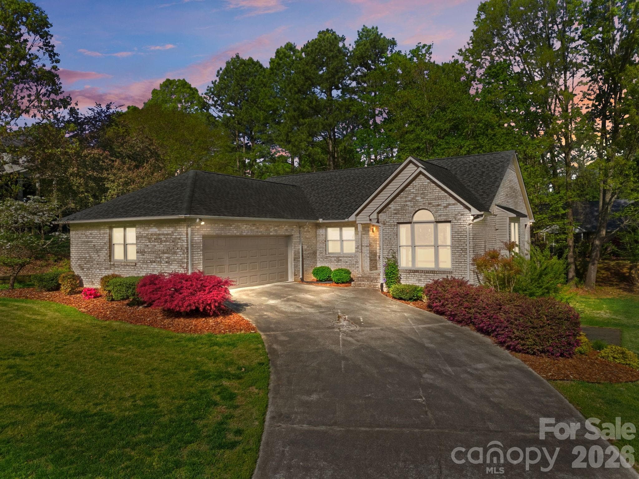 406 Vincent Court