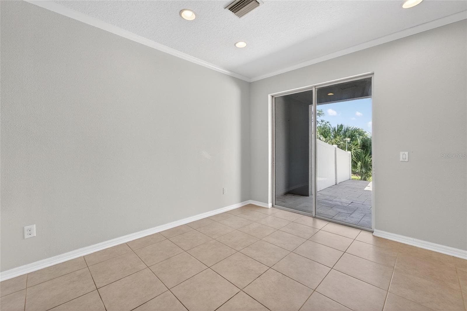 Townhouse at 8108 MUDDY PINES PL, TAMPA, photo 15 of 74