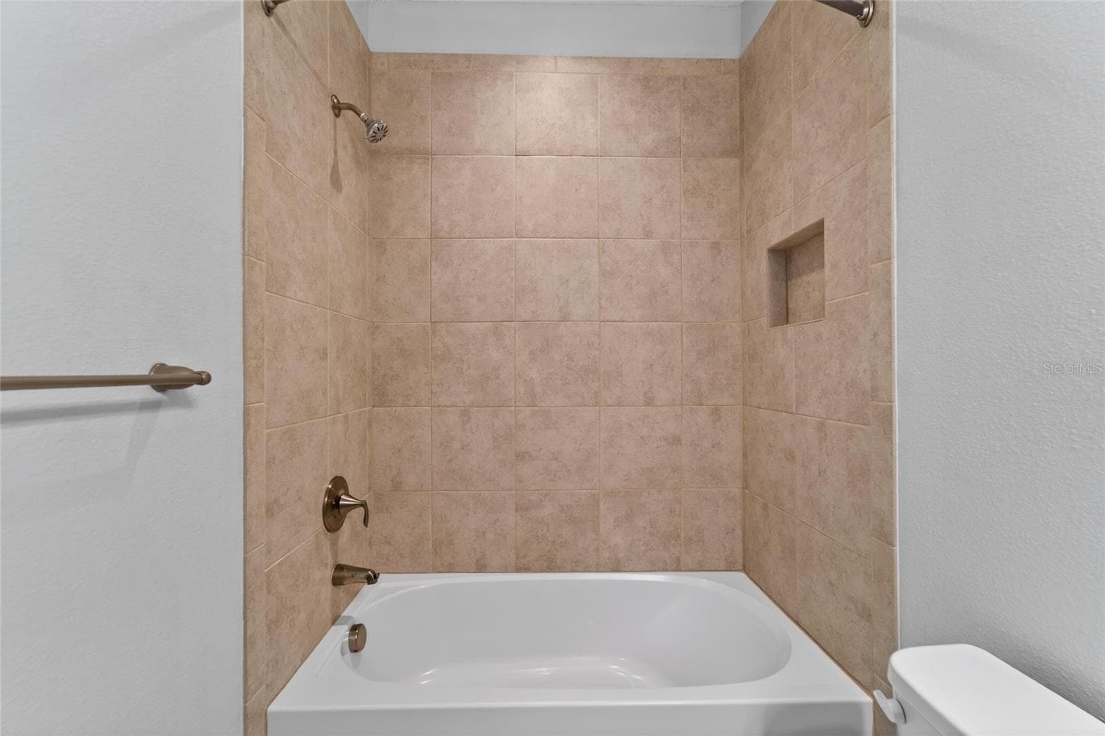 Townhouse at 8108 MUDDY PINES PL, TAMPA, photo 36 of 74