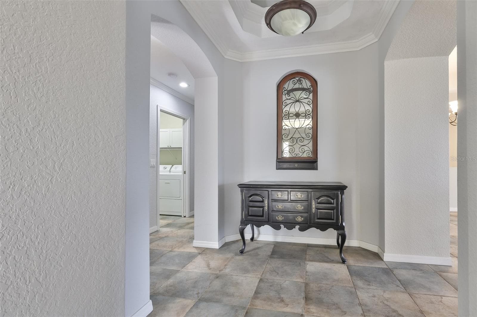 Entrance foyer - 1324 EMERALD DUNES DR, SUN CITY CENTER