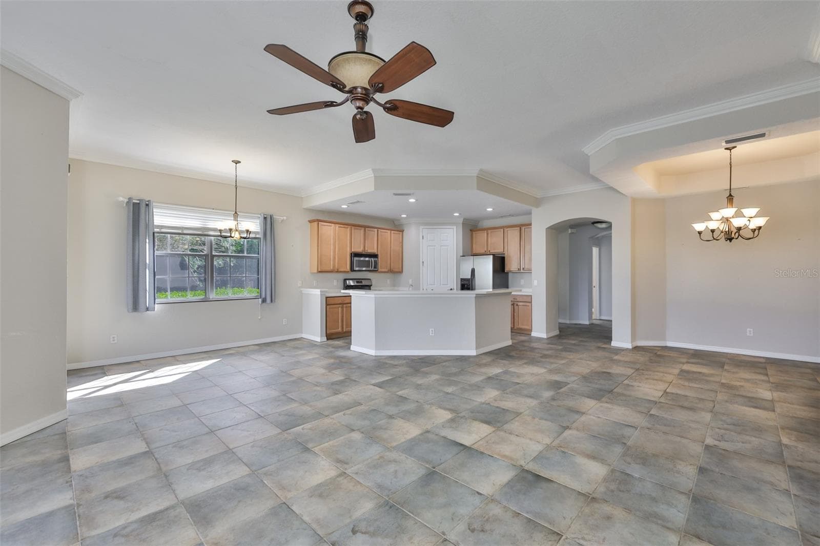 Condominium at 1324 EMERALD DUNES DR, SUN CITY CENTER, photo 14 of 53