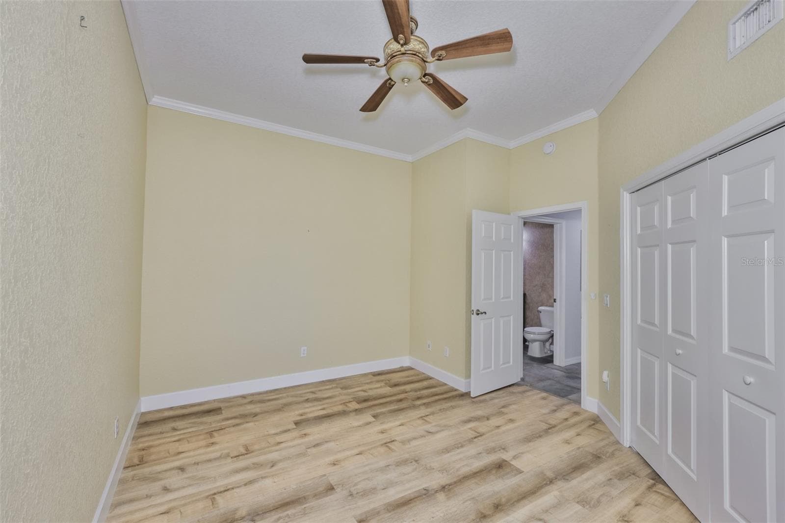 Condominium at 1324 EMERALD DUNES DR, SUN CITY CENTER, photo 34 of 53