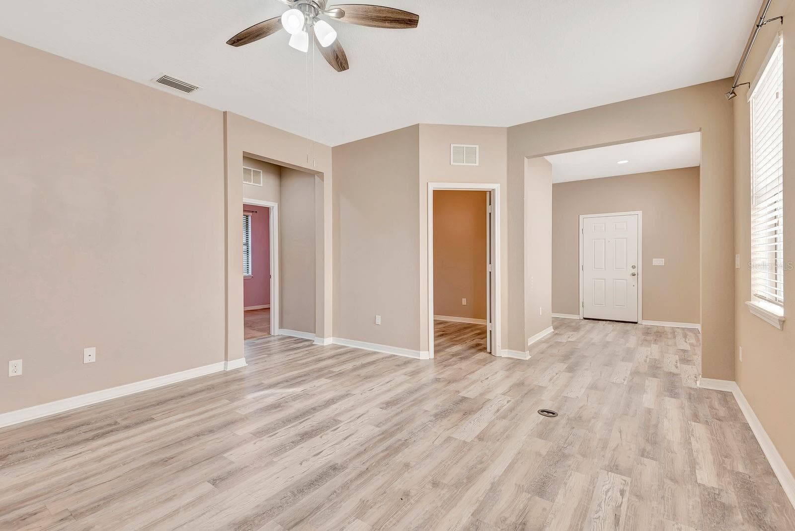 Single Family Residence at 9116 MOUNTAIN CAMELLIA LN, RIVERVIEW, photo 23 of 75