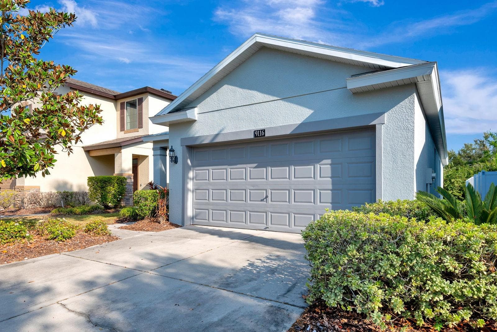 Single Family Residence at 9116 MOUNTAIN CAMELLIA LN, RIVERVIEW, photo 3 of 75