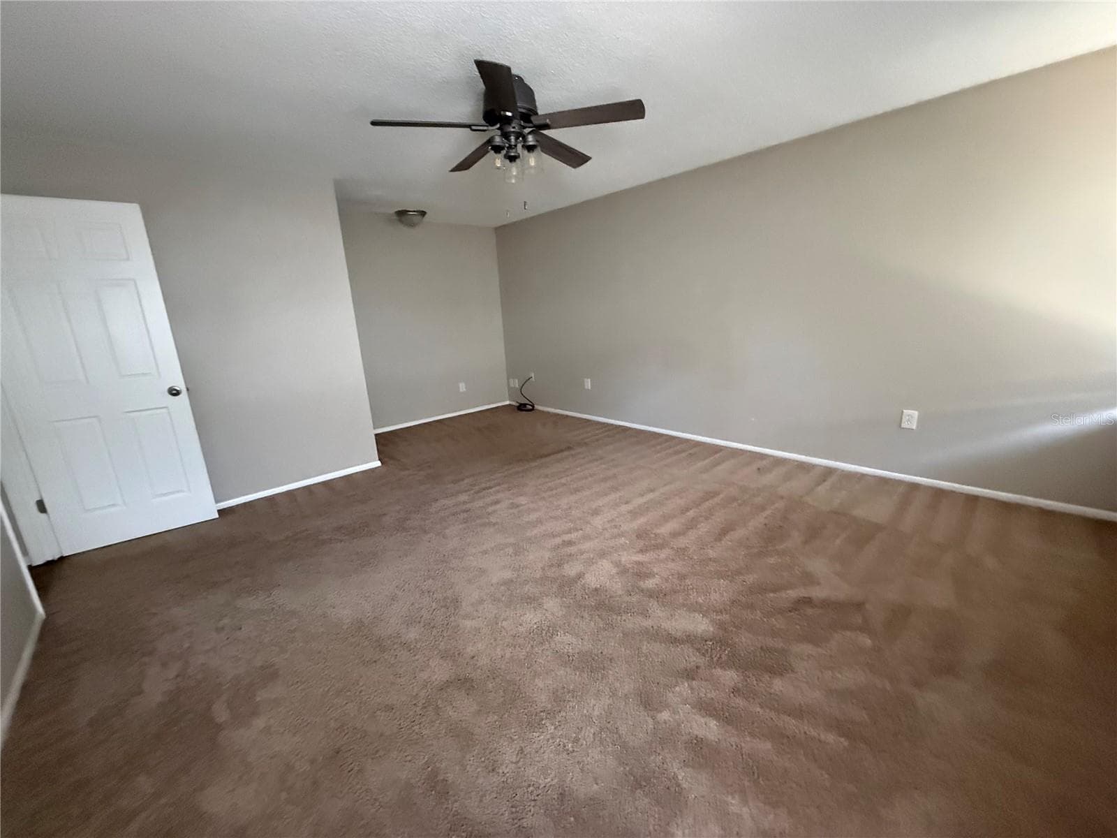 Single Family Residence at 712 HAZY MEADOW CT, BRANDON, photo 19 of 20