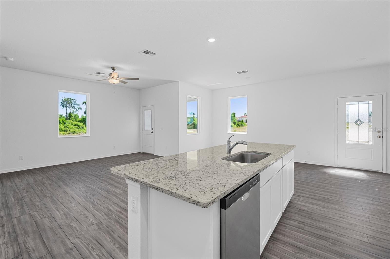 Townhouse at 552 BAY LEAF DR, POINCIANA, photo 8 of 20