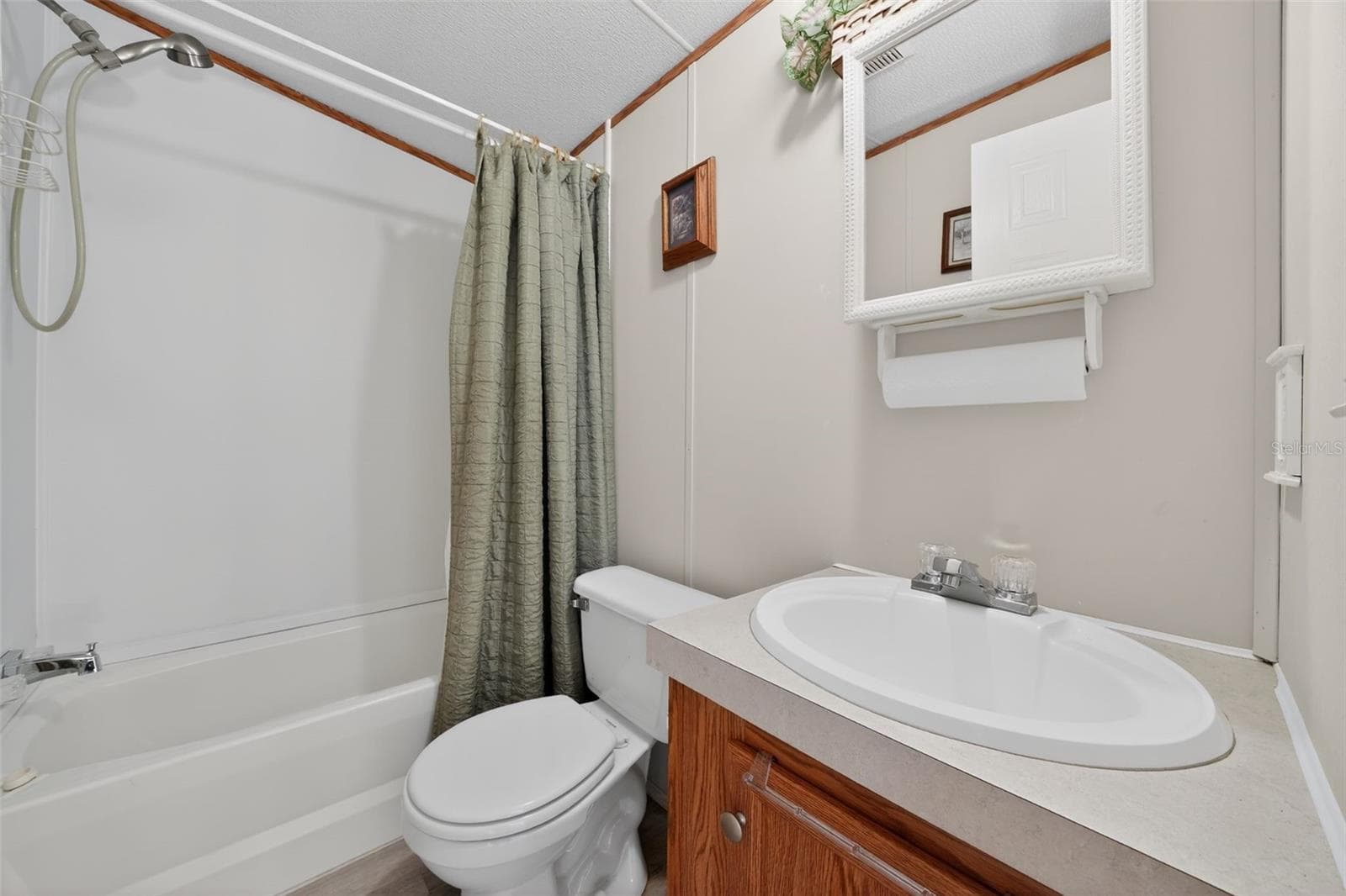Manufactured Home at 132 HOLIDAY PARK BLVD NE, PALM BAY, photo 19 of 31