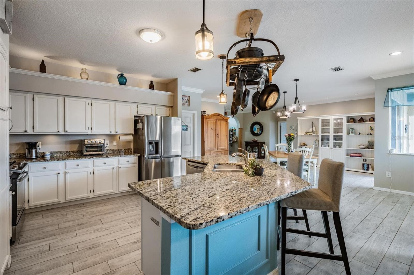 Single Family Residence at 15922 MUIRFIELD DR, ODESSA, photo 6 of 50