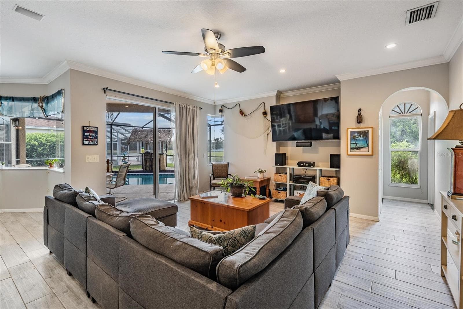 Single Family Residence at 15922 MUIRFIELD DR, ODESSA, photo 10 of 50