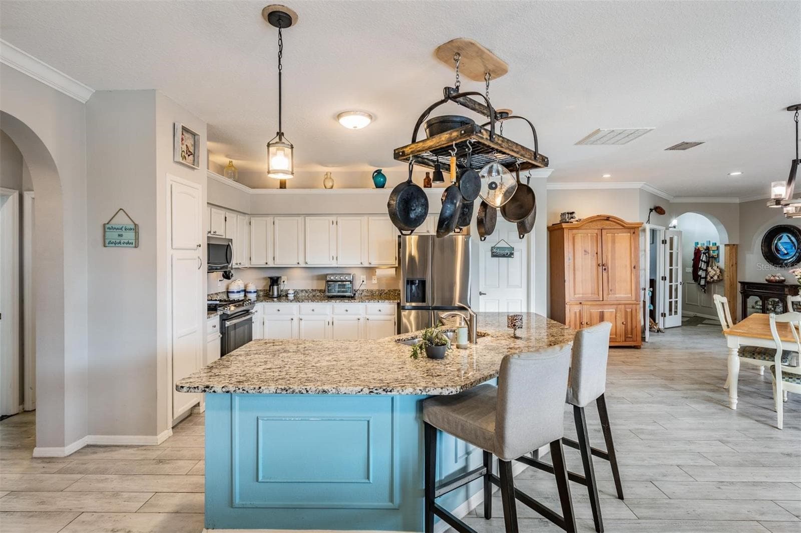 Single Family Residence at 15922 MUIRFIELD DR, ODESSA, photo 33 of 50