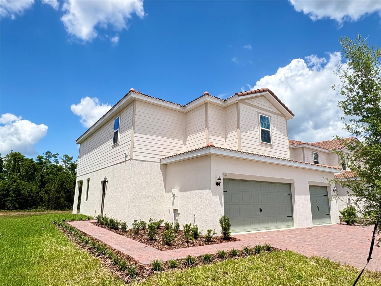 Townhouse at 564 BAY LEAF DR, POINCIANA, photo 2 of 20