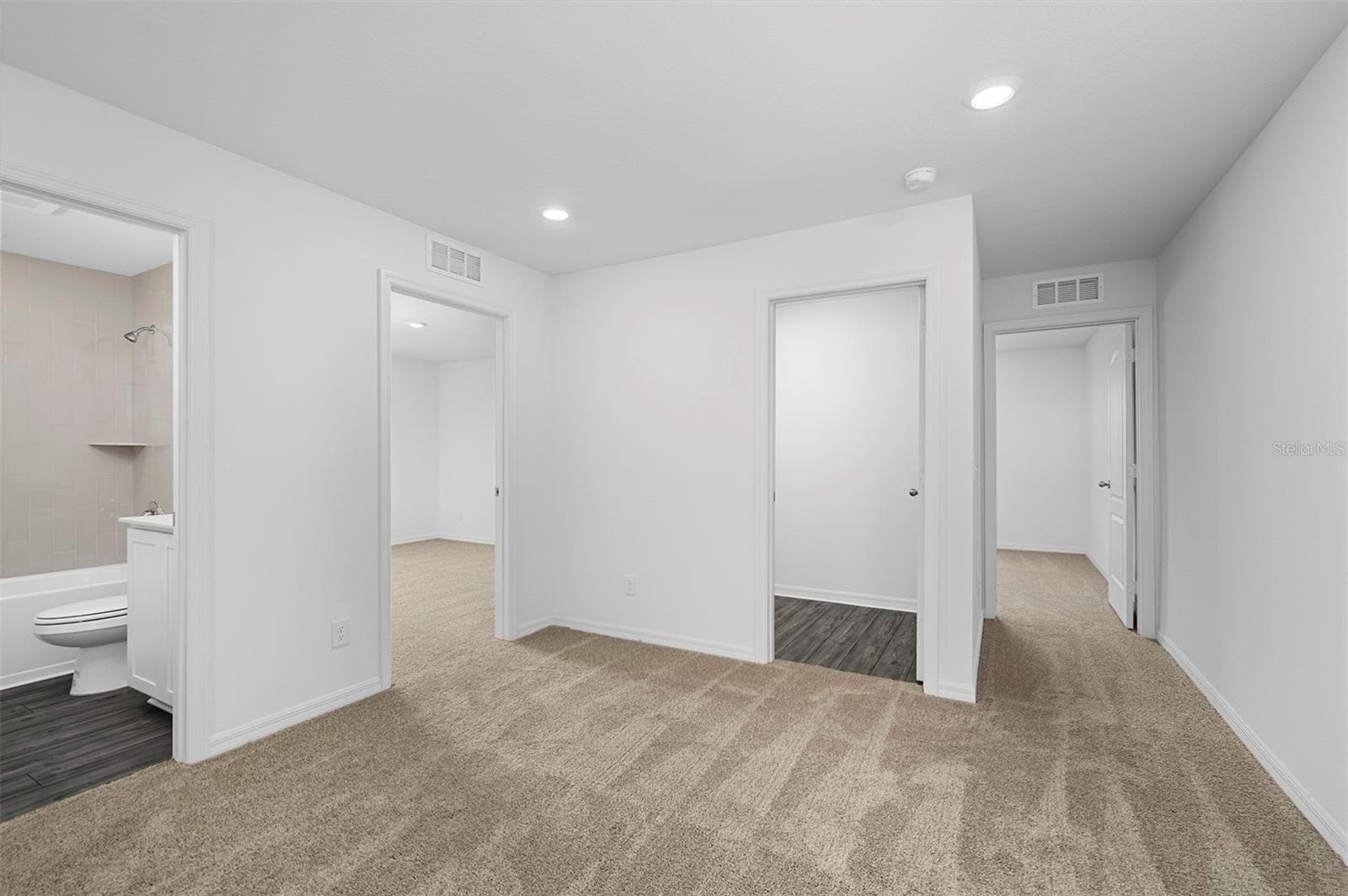 Townhouse at 564 BAY LEAF DR, POINCIANA, photo 11 of 20