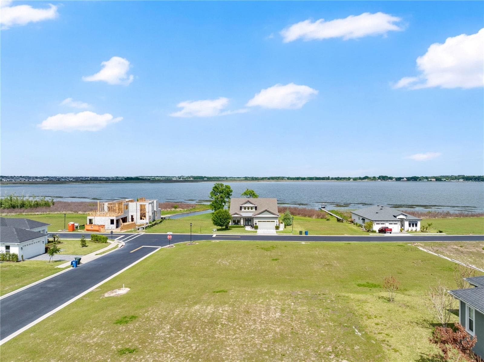 285 CALADIUM AVE