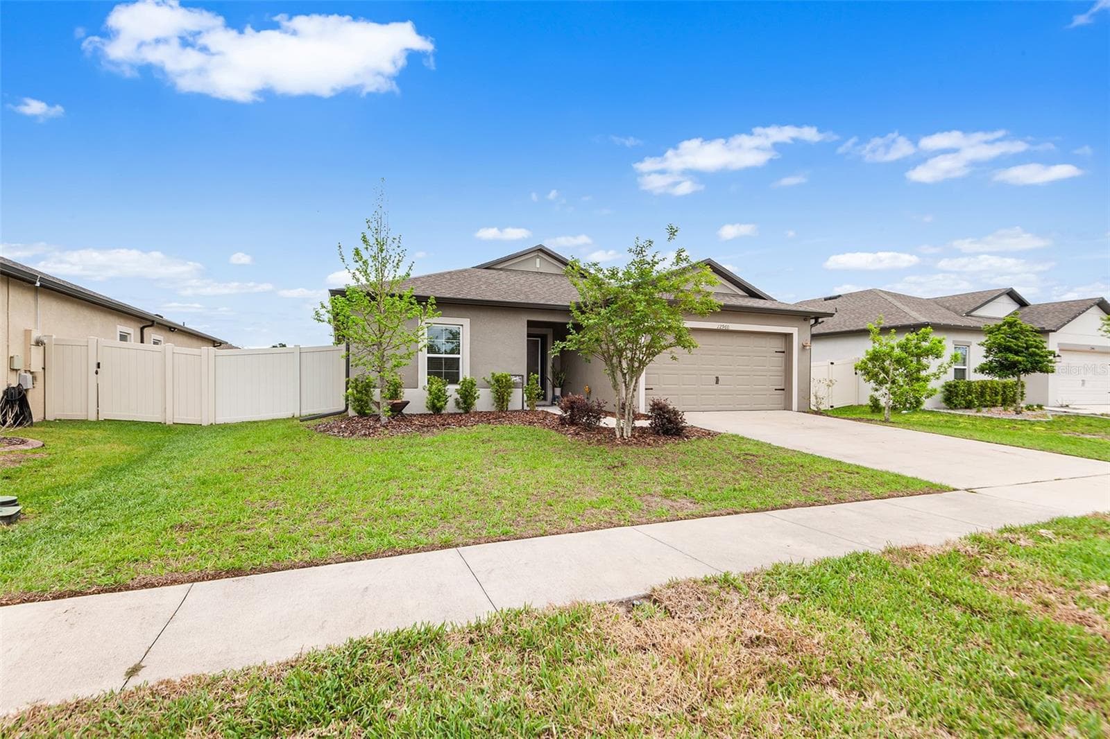 Single Family Residence at 12960 CONQUISTADOR LOOP, SPRING HILL, photo 3 of 26