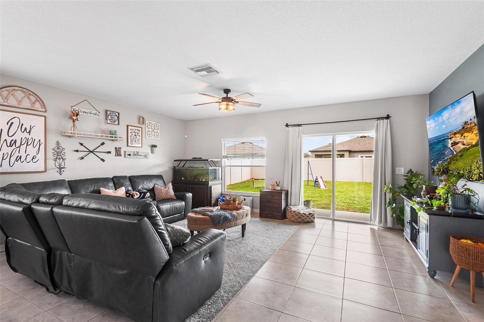 Single Family Residence at 12960 CONQUISTADOR LOOP, SPRING HILL, photo 11 of 26
