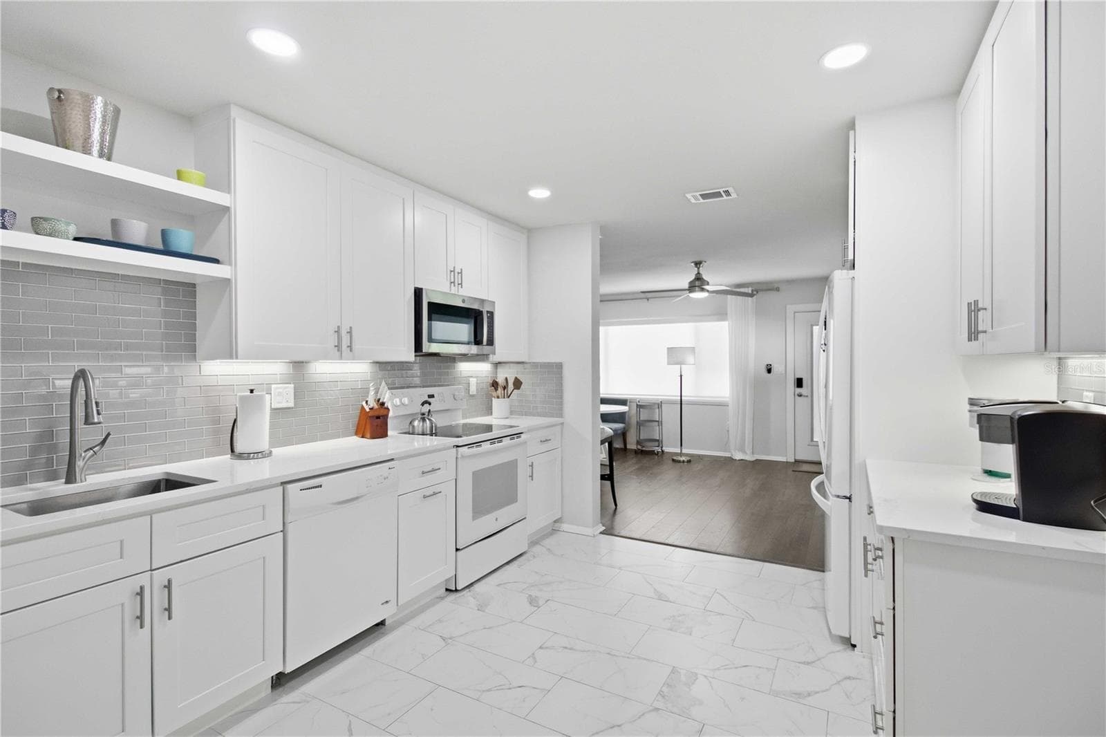 Single Family Residence at 2545 BROWNING ST, SARASOTA, photo 14 of 48