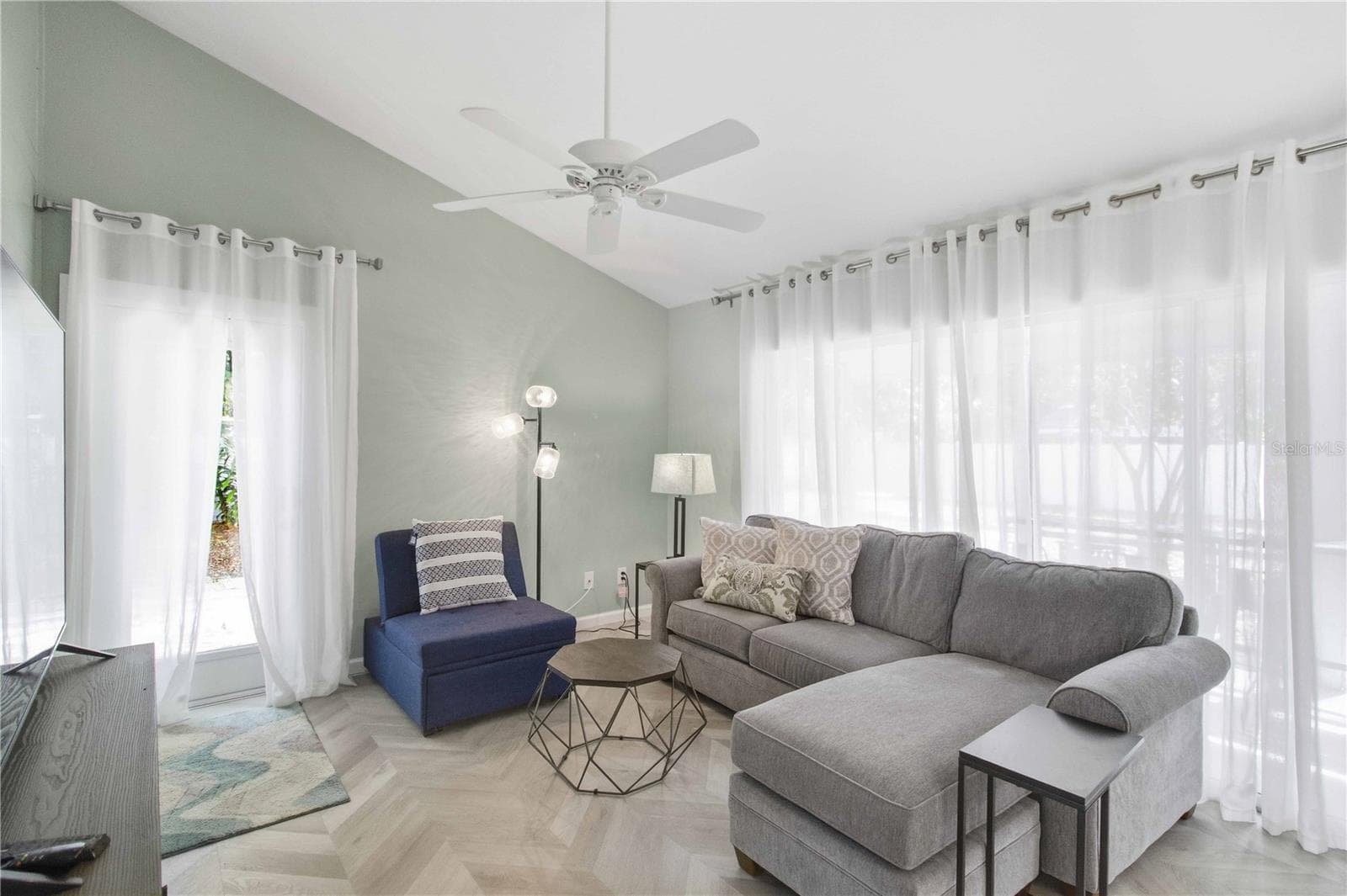 Single Family Residence at 2545 BROWNING ST, SARASOTA, photo 19 of 48