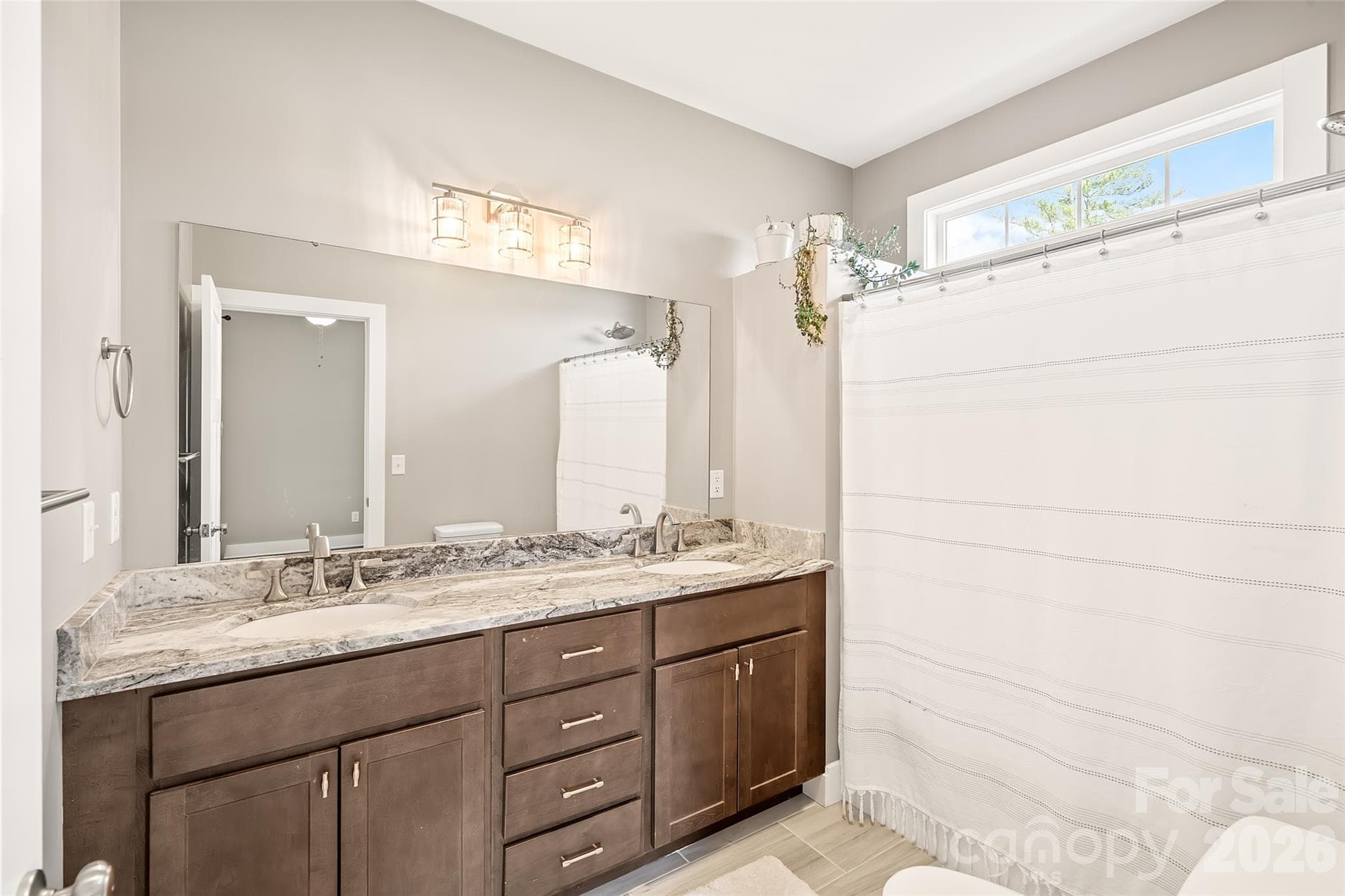 Single Family Residence at 223 River Breeze Lane, Etowah, photo 11 of 27