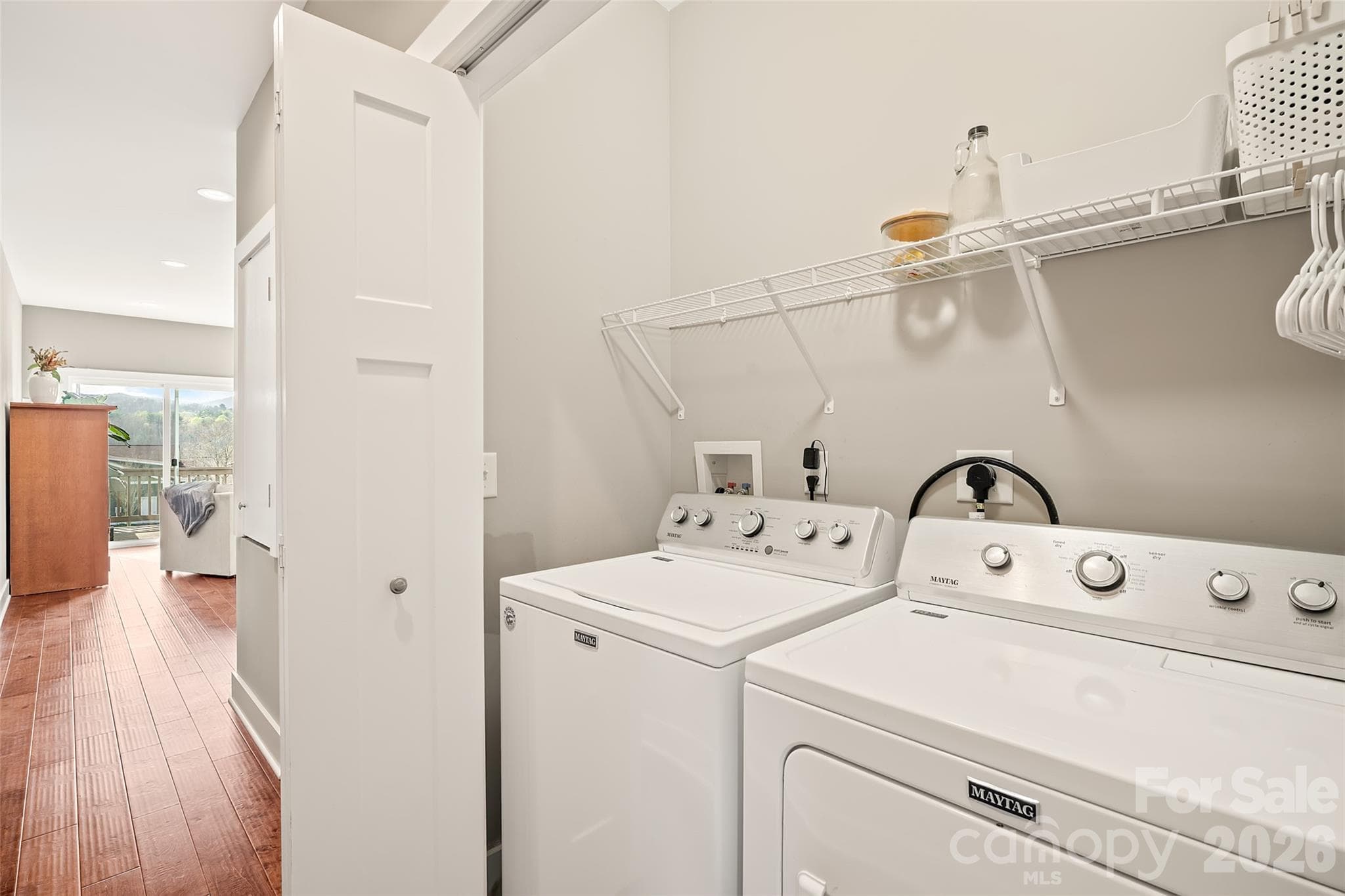 Single Family Residence at 223 River Breeze Lane, Etowah, photo 16 of 27