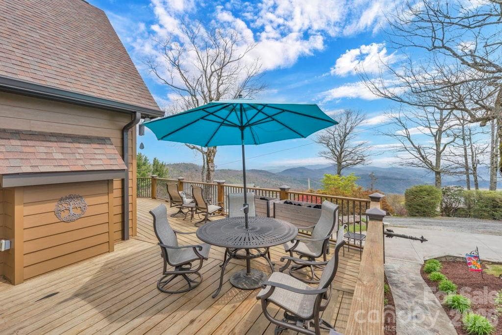 Single Family Residence at 7054 Grandview Circle, Newland, photo 5 of 39