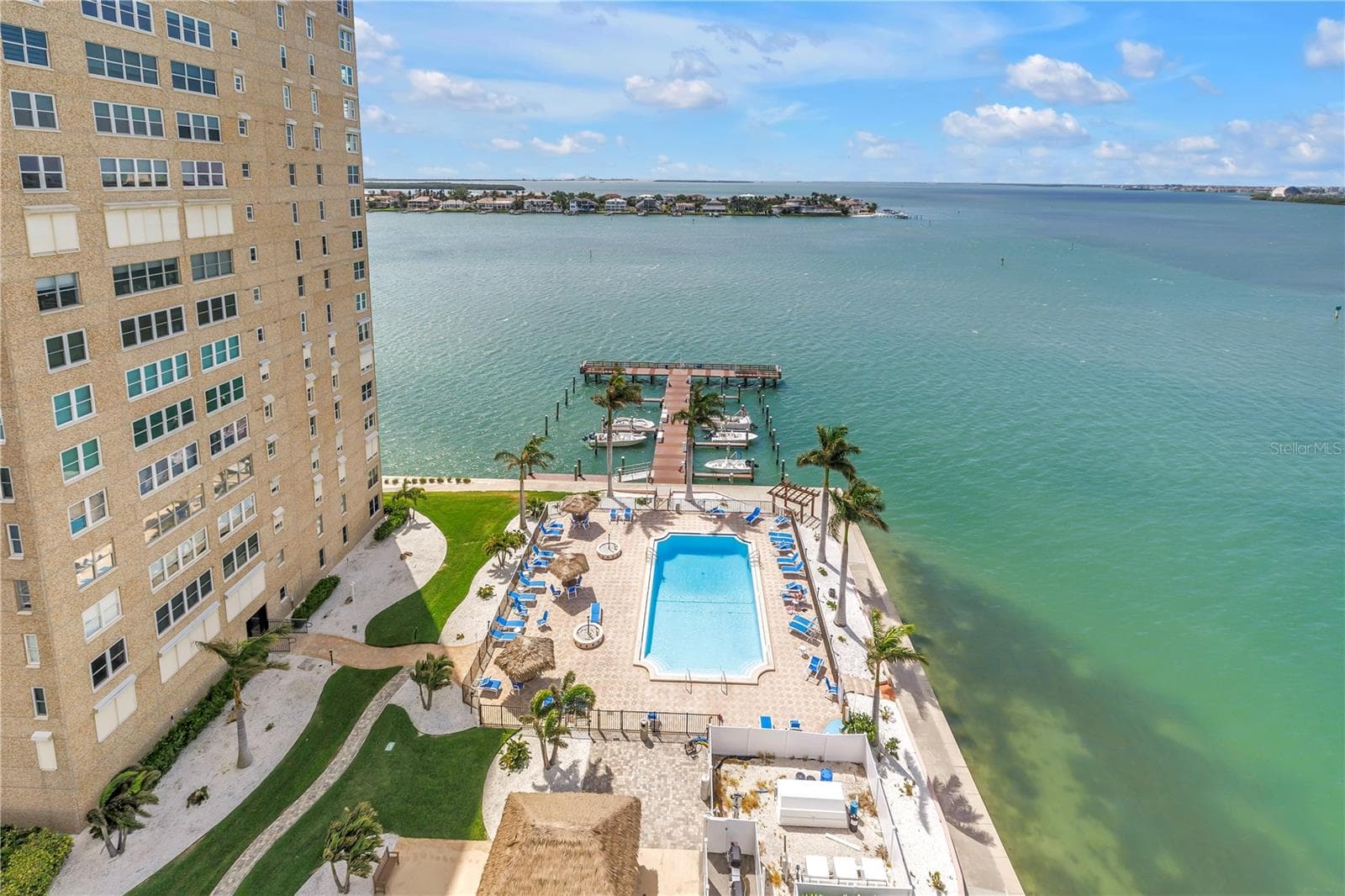 Condominium at 5220 BRITTANY DR S #1202, ST PETERSBURG, photo 4 of 52