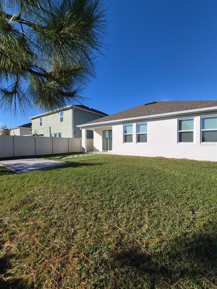 Single Family Residence at 1772 STAMEN DR, KISSIMMEE, photo 23 of 28
