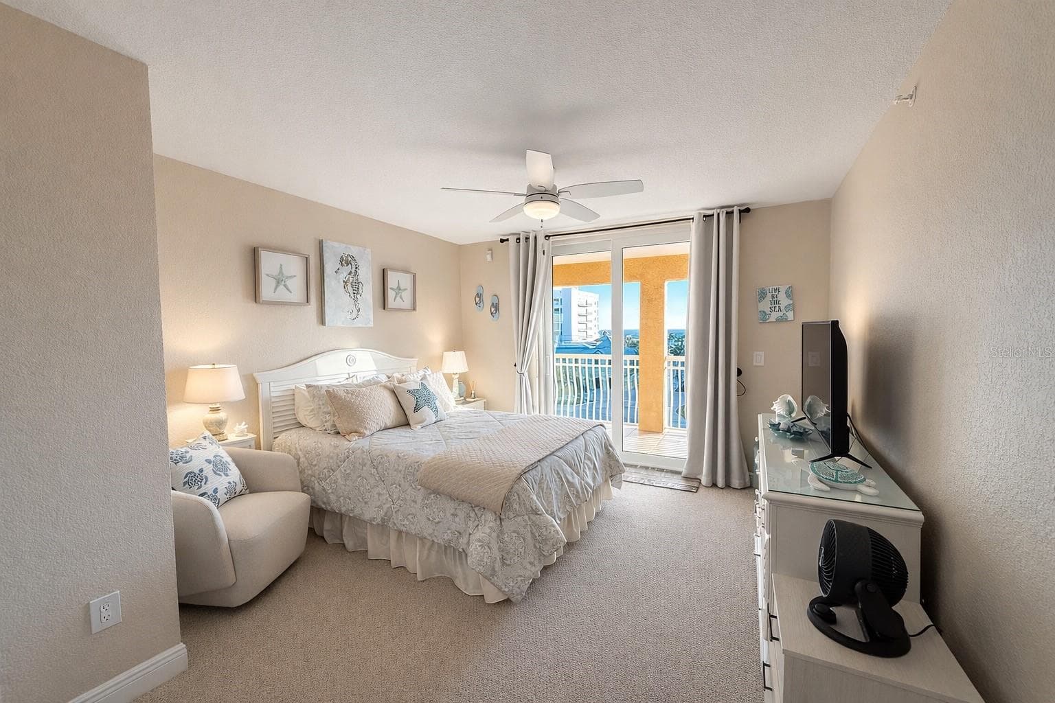 Condominium at 5353 GULF BLVD #A404, ST PETE BEACH, photo 13 of 33