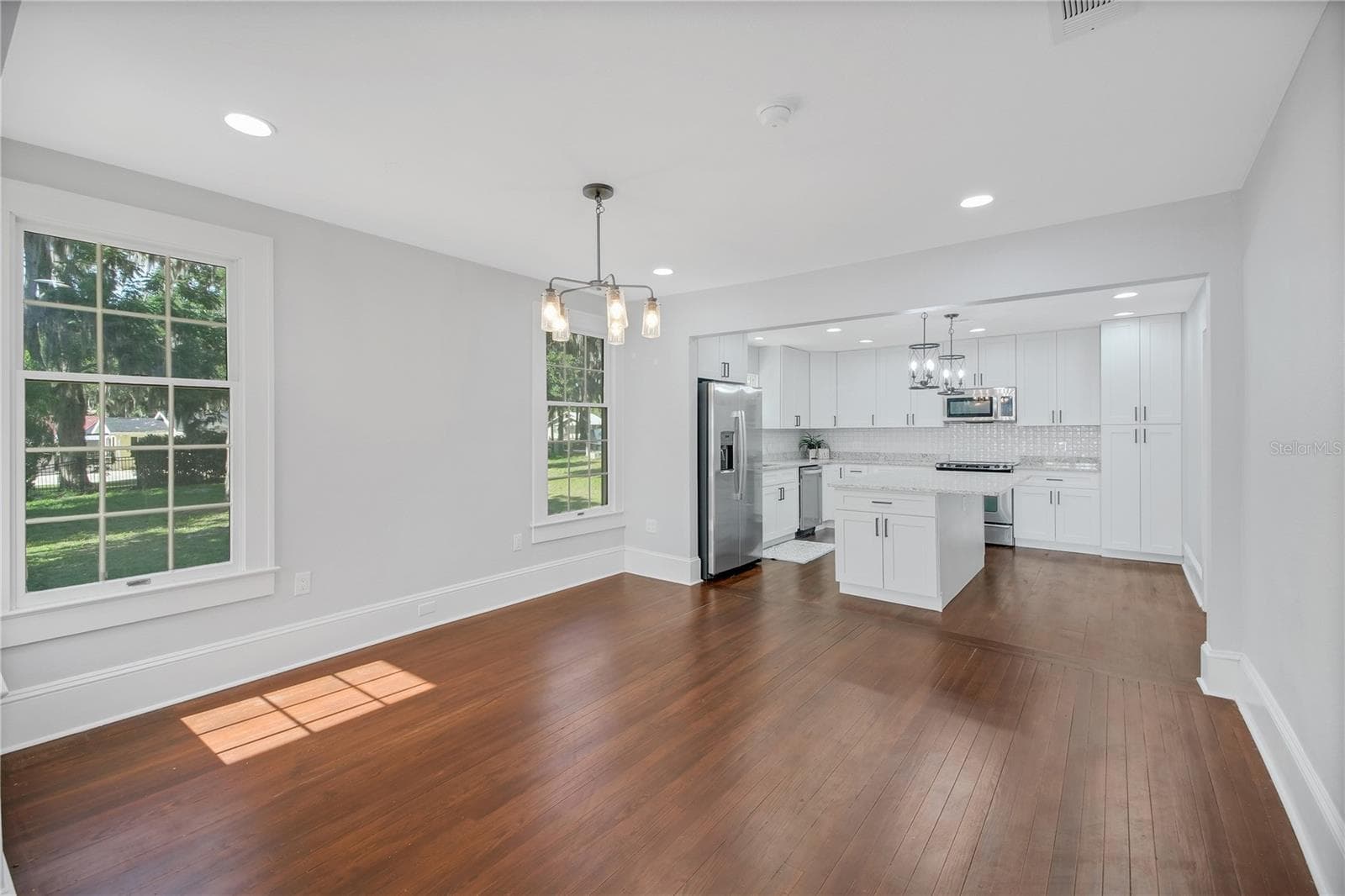 Single Family Residence at 30437 ORANGE DR, LEESBURG, photo 11 of 69