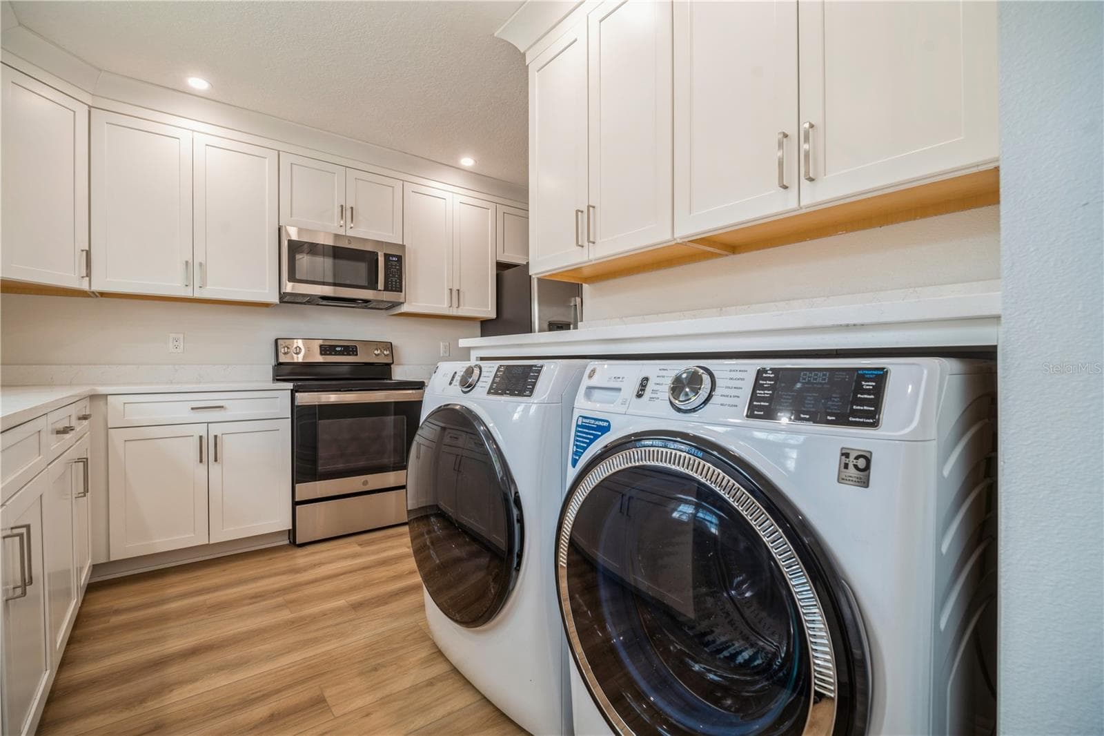 NEW Washer/Dryer - 2018 MANOR DR NE, PALM BAY