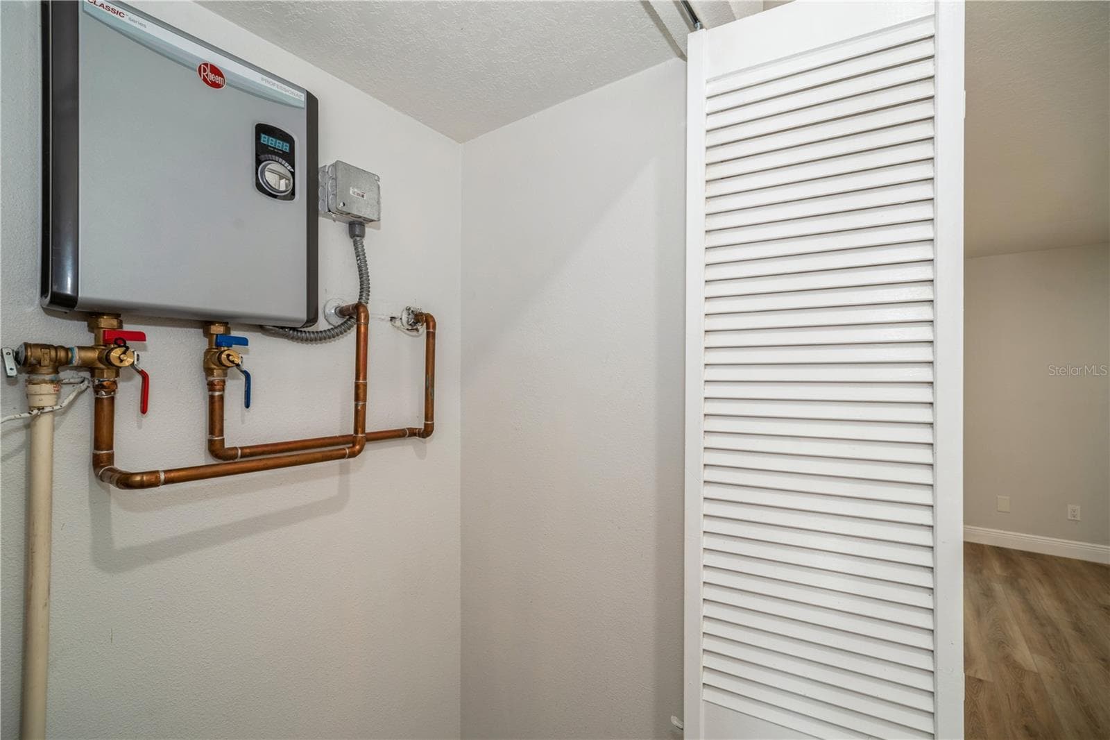 NEW Tankless Water Heater - 2018 MANOR DR NE, PALM BAY