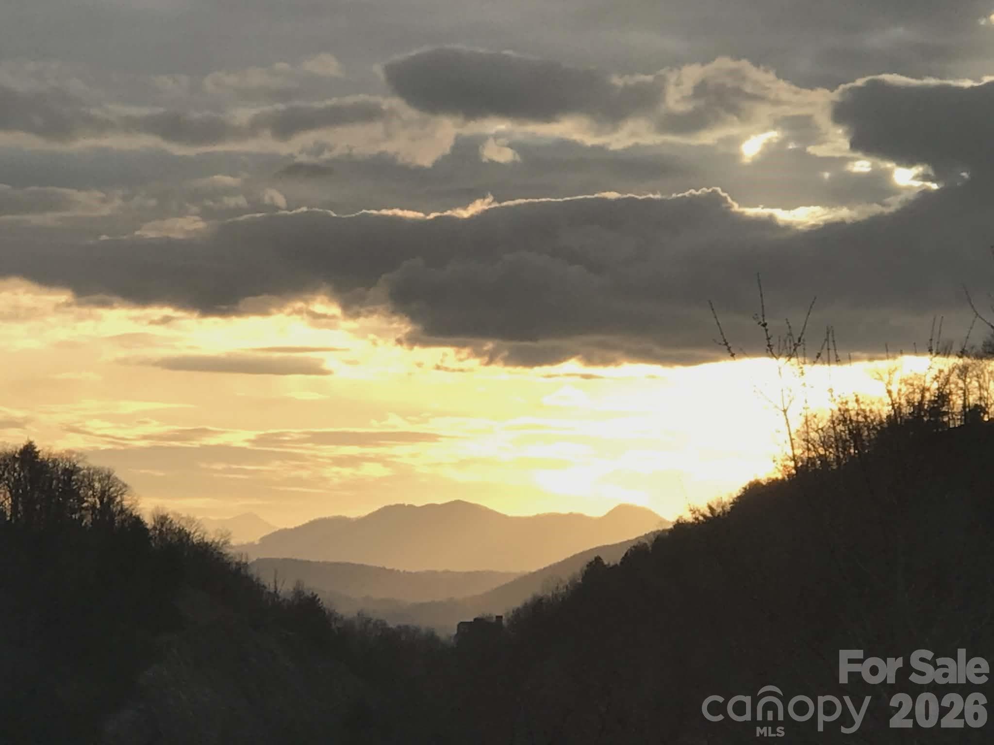 Gorgeous western views out the back of the home. - 5 Stegall Lane, Asheville