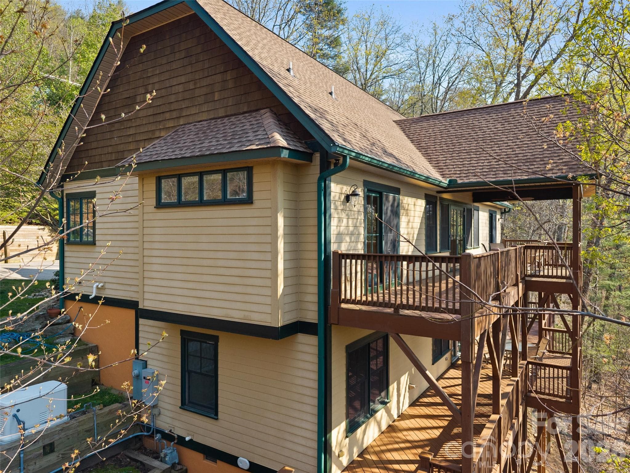 Full house generator for peace of mind! - 5 Stegall Lane, Asheville