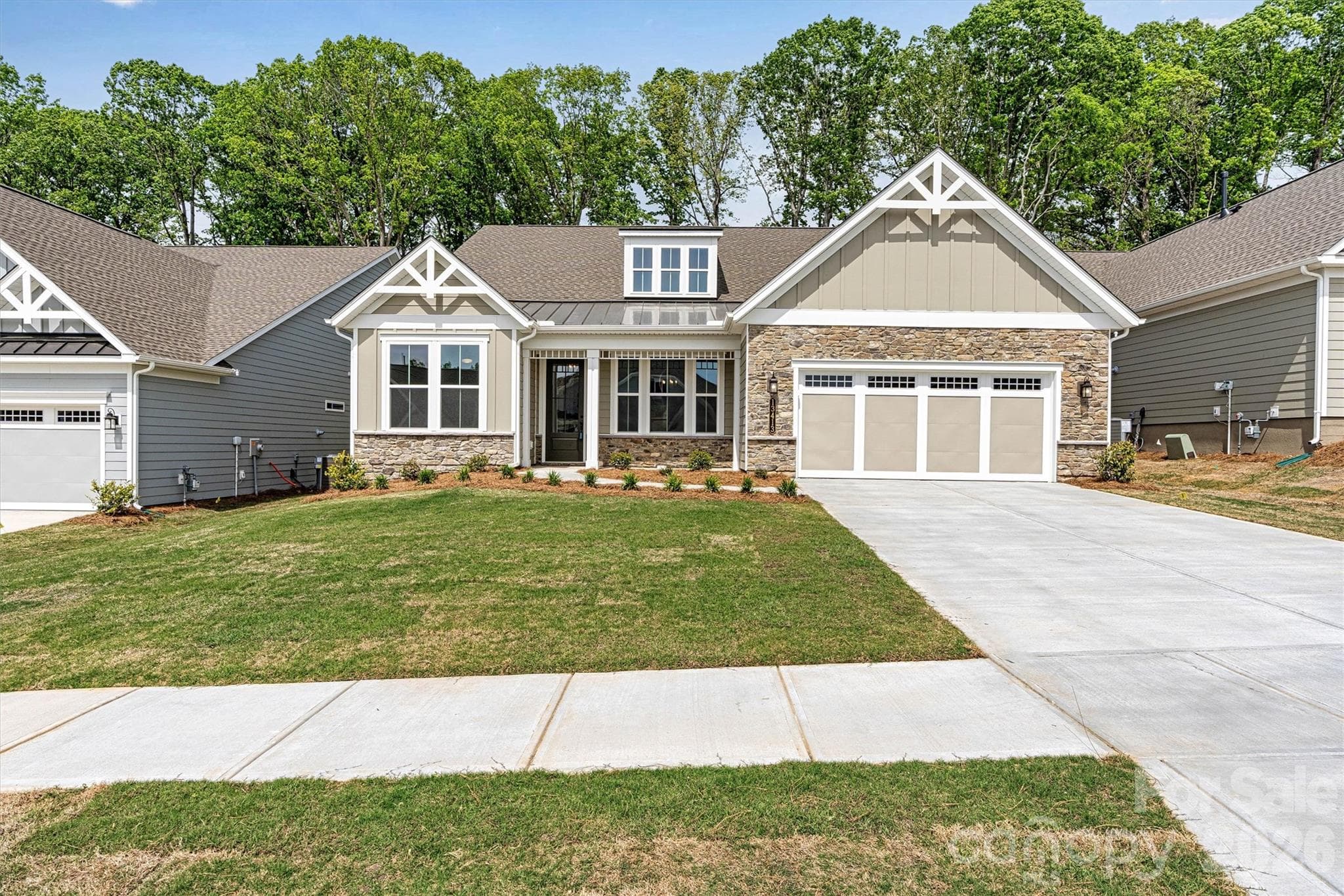 Single Family Residence at Charlotte, photo 2 of 44