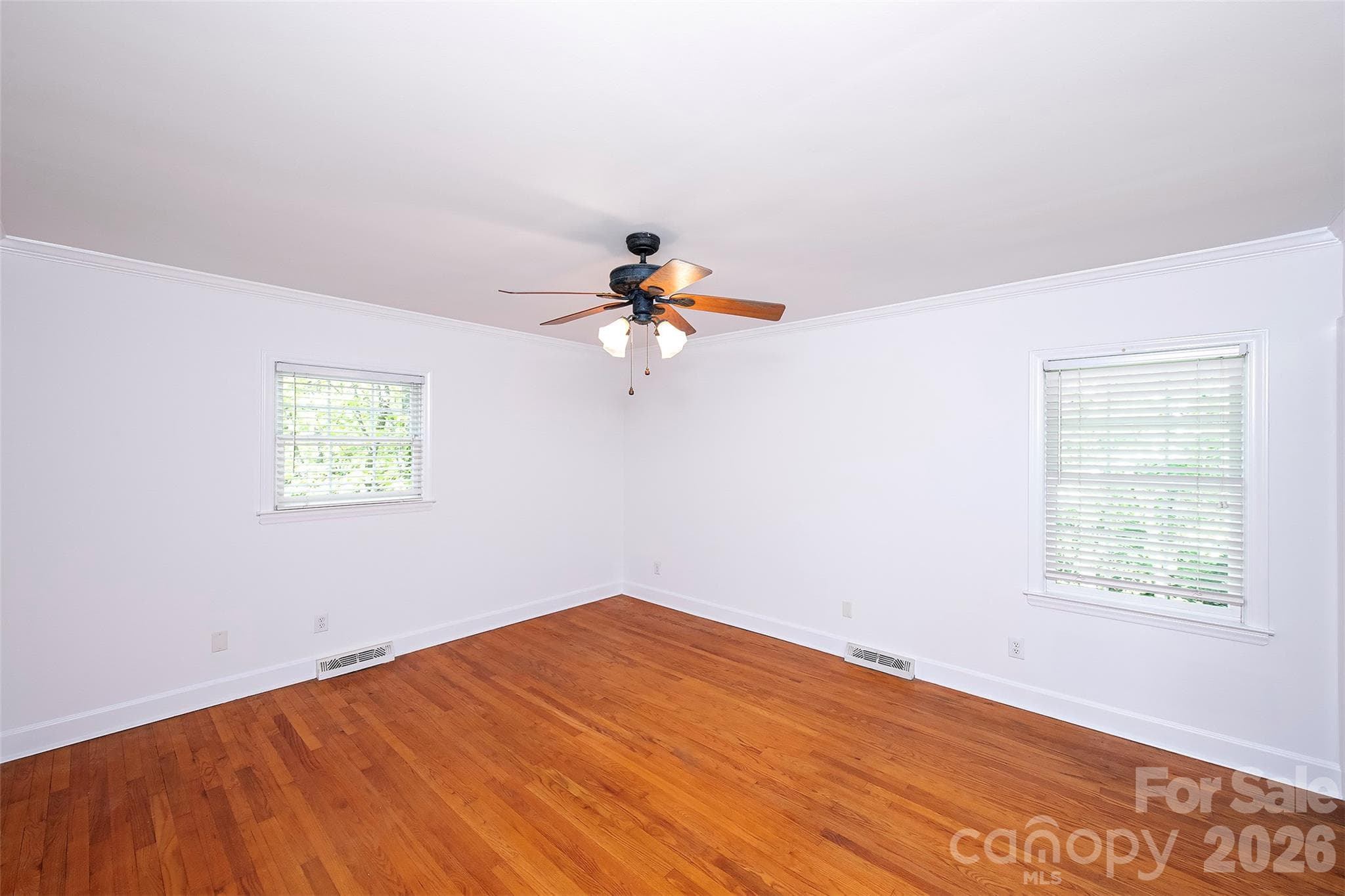 Single Family Residence at 6629 Knightswood Drive, Charlotte, photo 14 of 38