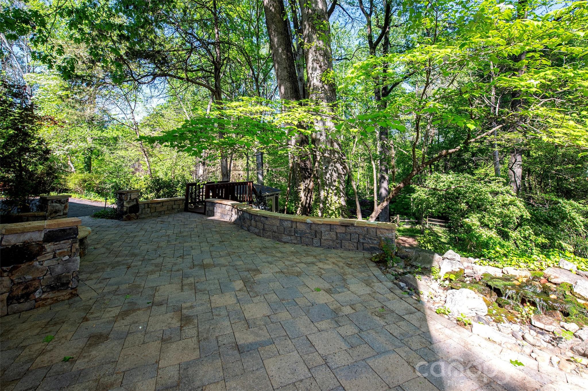 Single Family Residence at 6629 Knightswood Drive, Charlotte, photo 26 of 38
