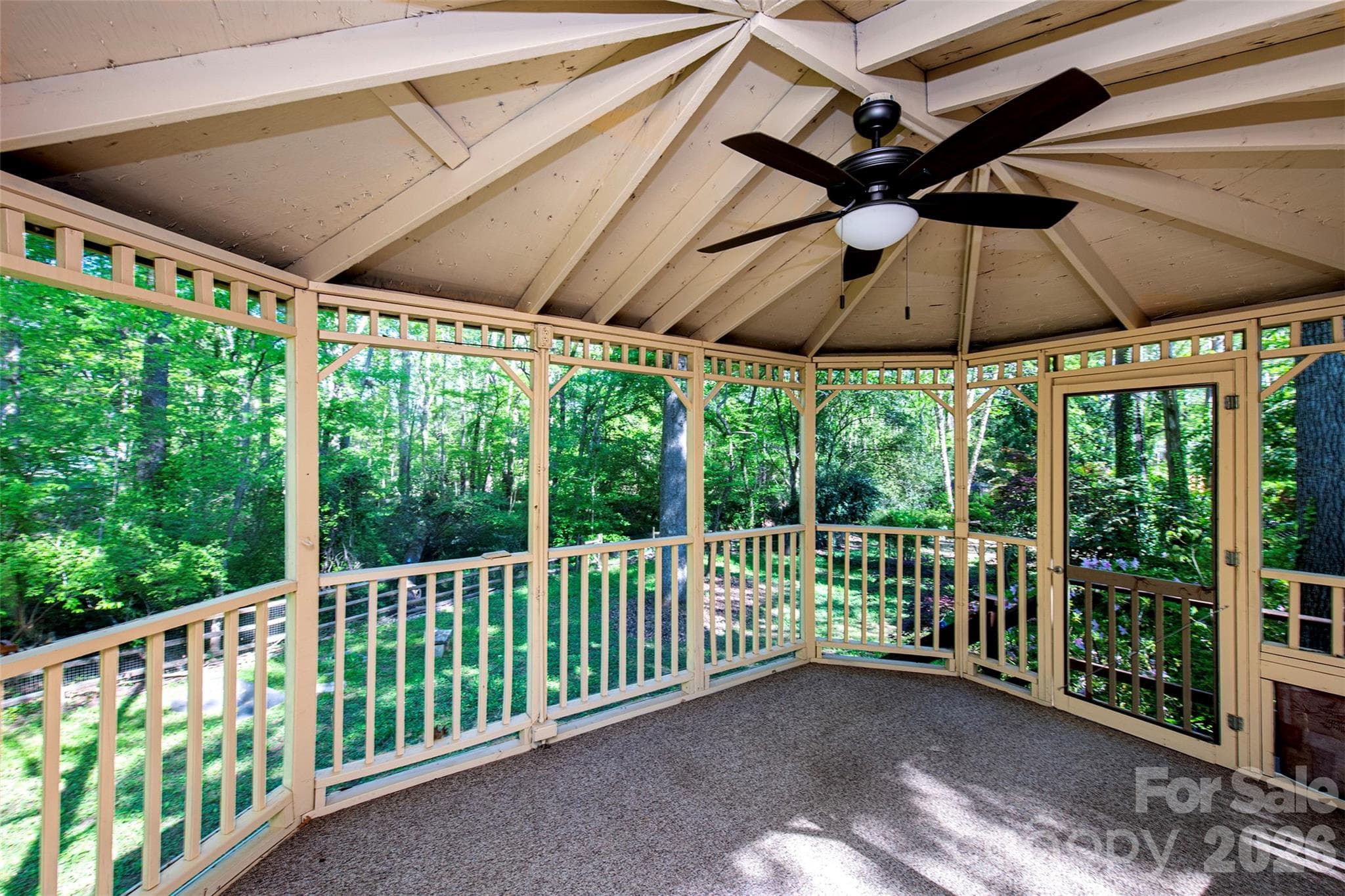 Single Family Residence at 6629 Knightswood Drive, Charlotte, photo 30 of 38
