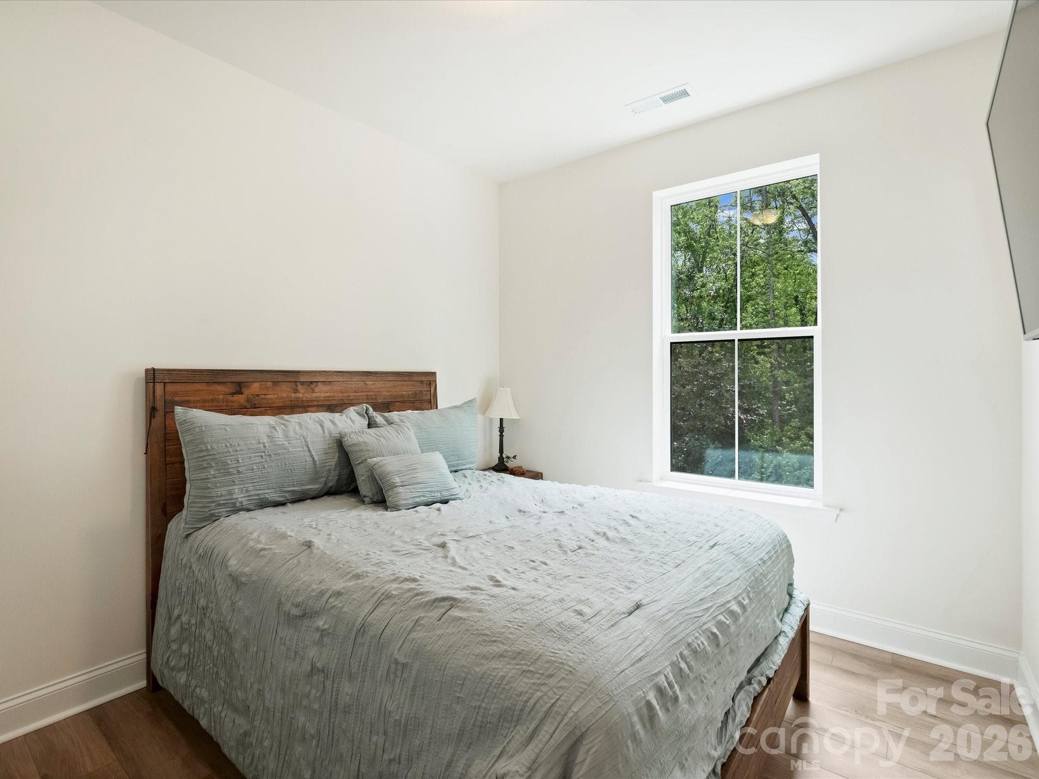 Second Bedroom - Charlotte