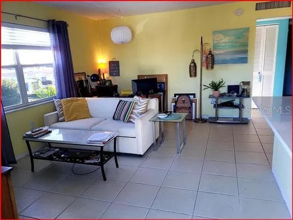 Condominium at 11440 1ST ST E #6, TREASURE ISLAND, photo 12 of 36