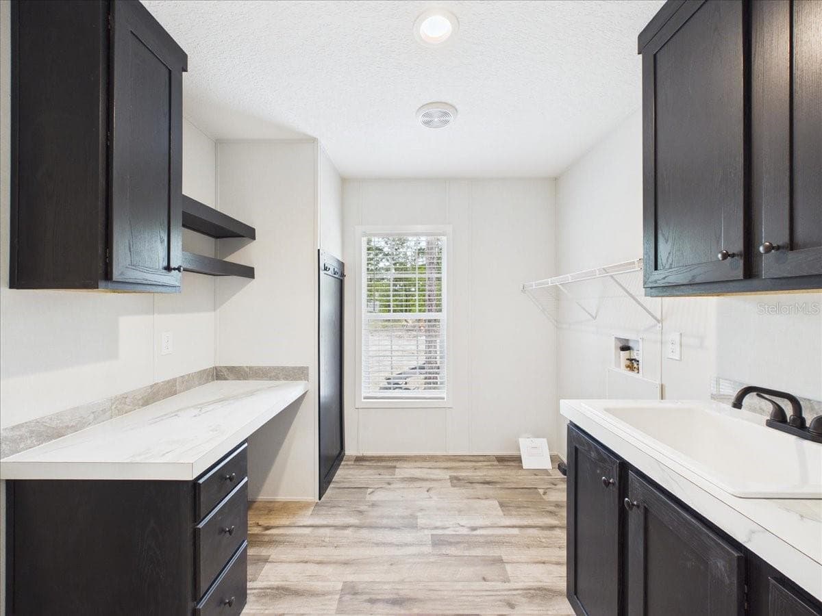 Manufactured Home at 137 BEULAH DR, HAWTHORNE, photo 19 of 31
