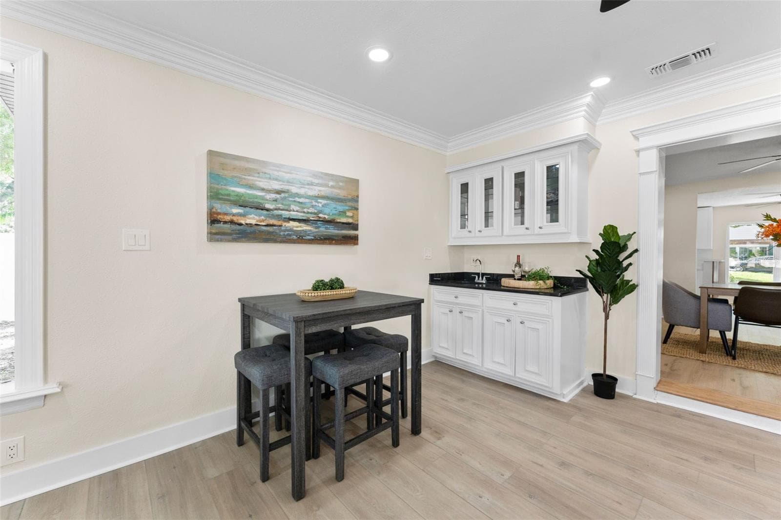 Single Family Residence at 1714 W SAINT ISABEL ST, TAMPA, photo 3 of 32