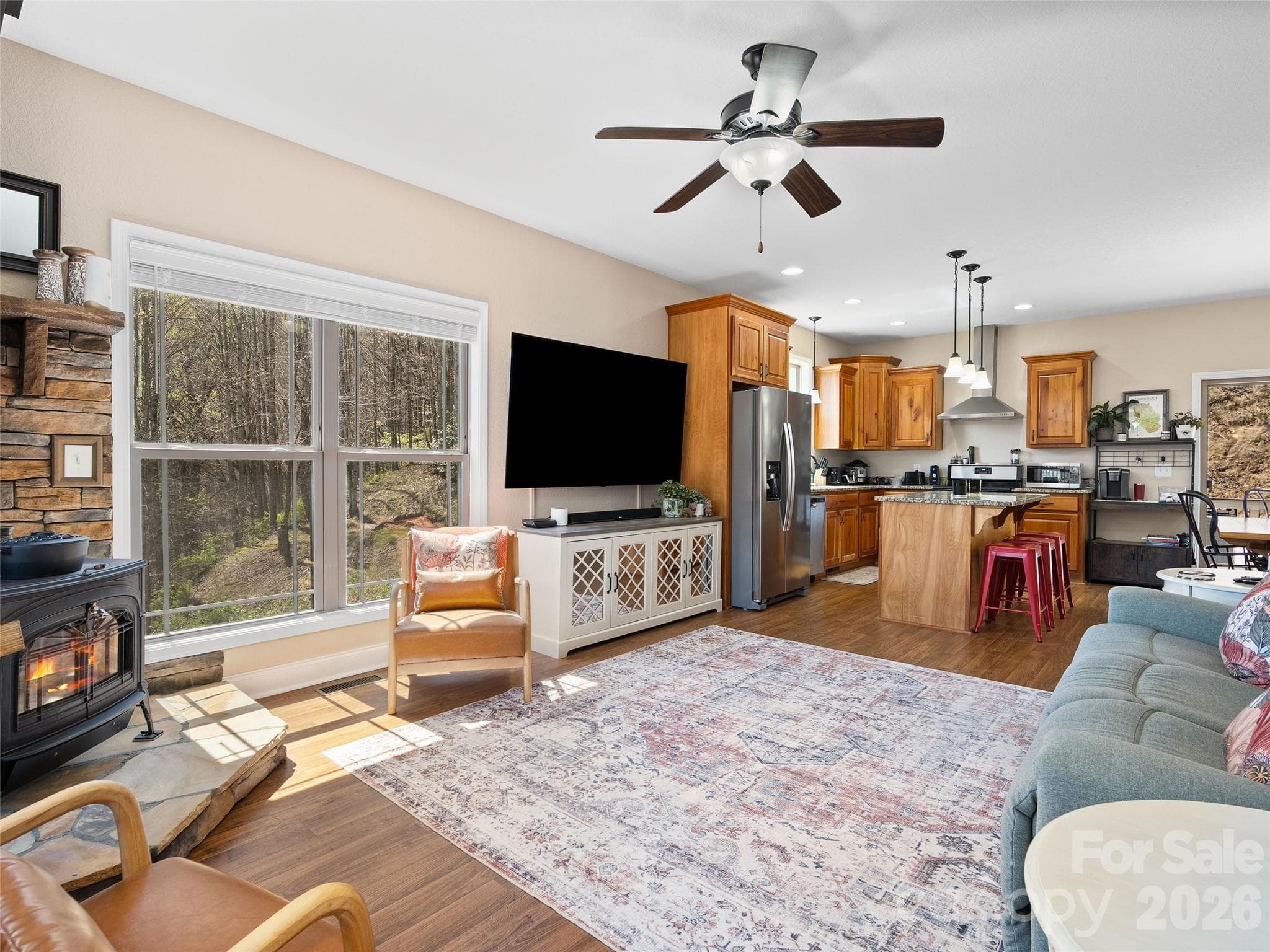 Single Family Residence at Clyde, photo 9 of 32