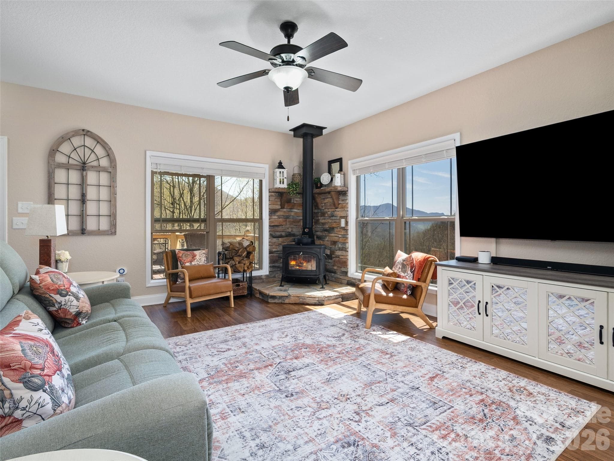 Single Family Residence at Clyde, photo 11 of 32