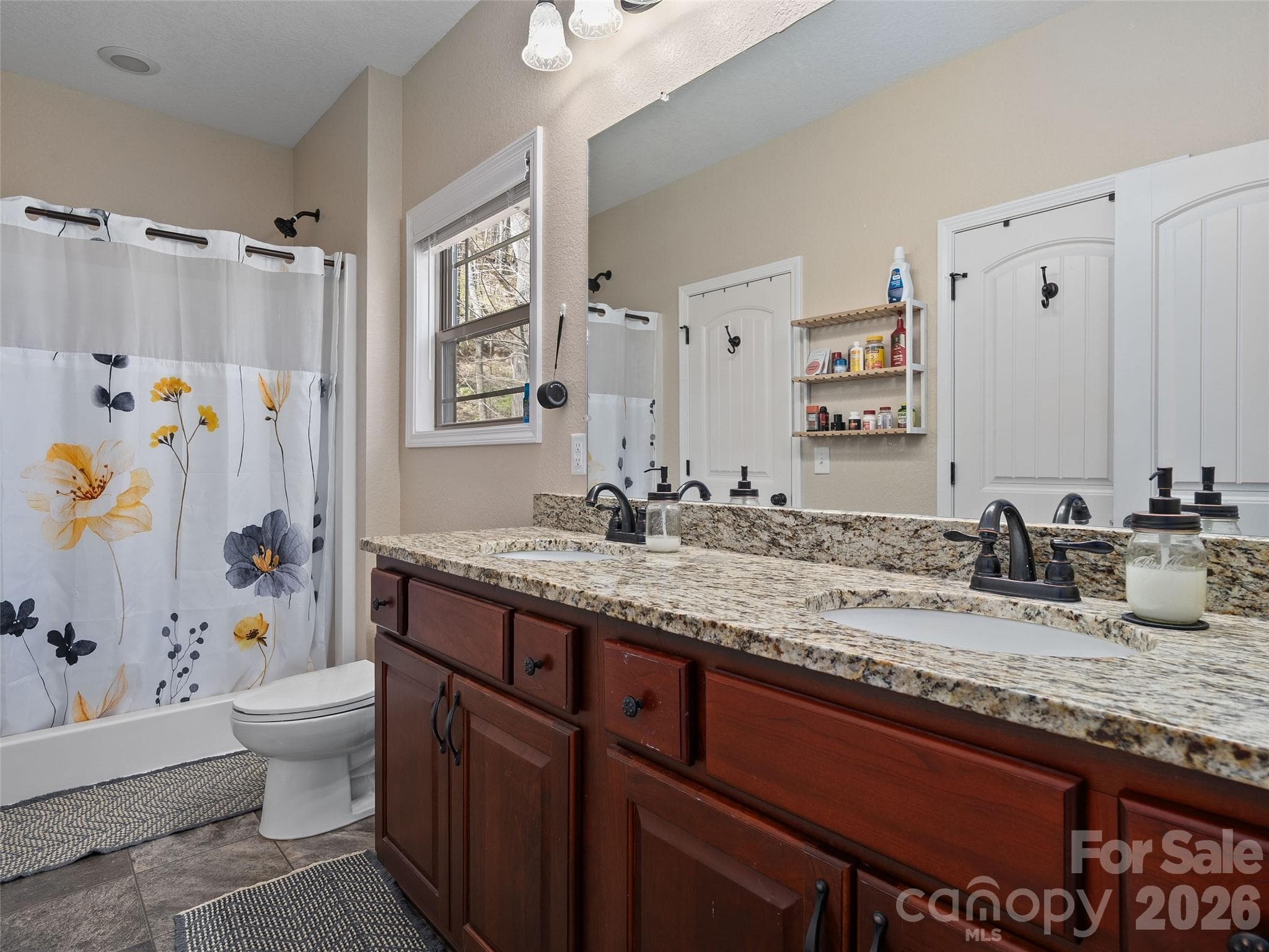 Single Family Residence at Clyde, photo 19 of 32