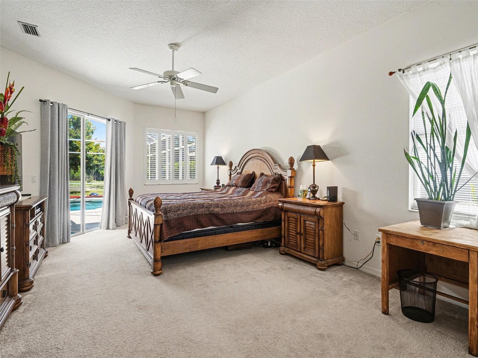 Single Family Residence at 7219 COACHLIGHT ST, SARASOTA, photo 12 of 29
