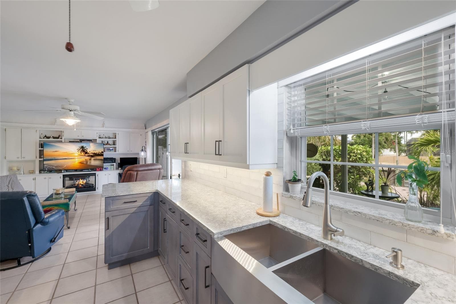 Single Family Residence at 5007 BIMINI DR, BRADENTON, photo 17 of 38