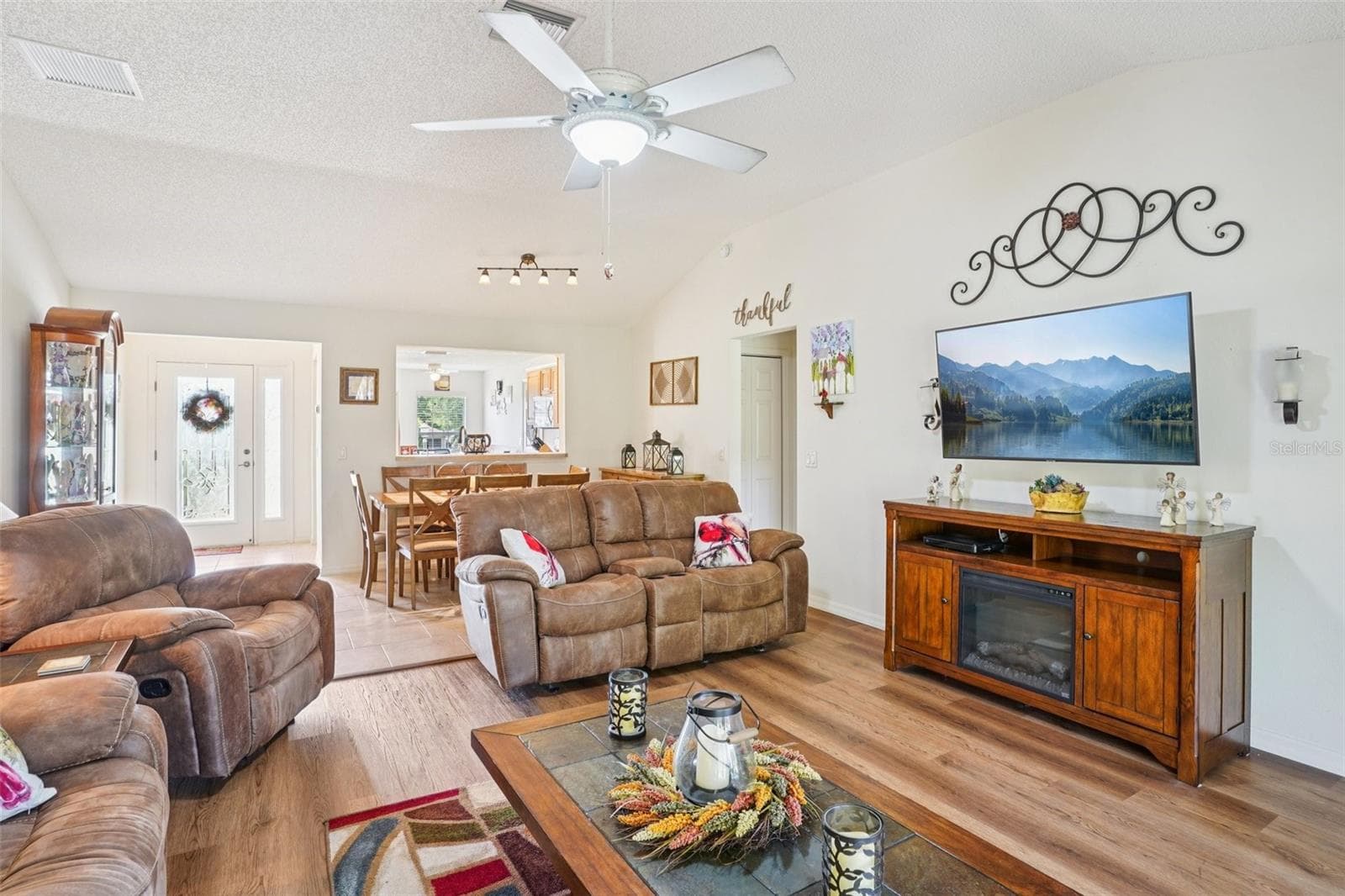 Single Family Residence at 16596 SE 77TH NORTHRIDGE CT, THE VILLAGES, photo 12 of 45