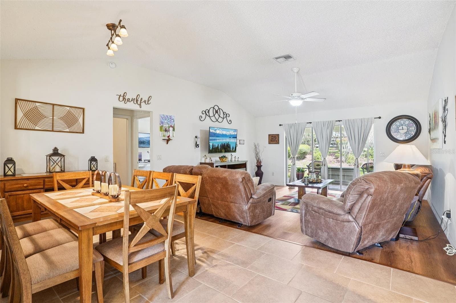 Single Family Residence at 16596 SE 77TH NORTHRIDGE CT, THE VILLAGES, photo 13 of 45